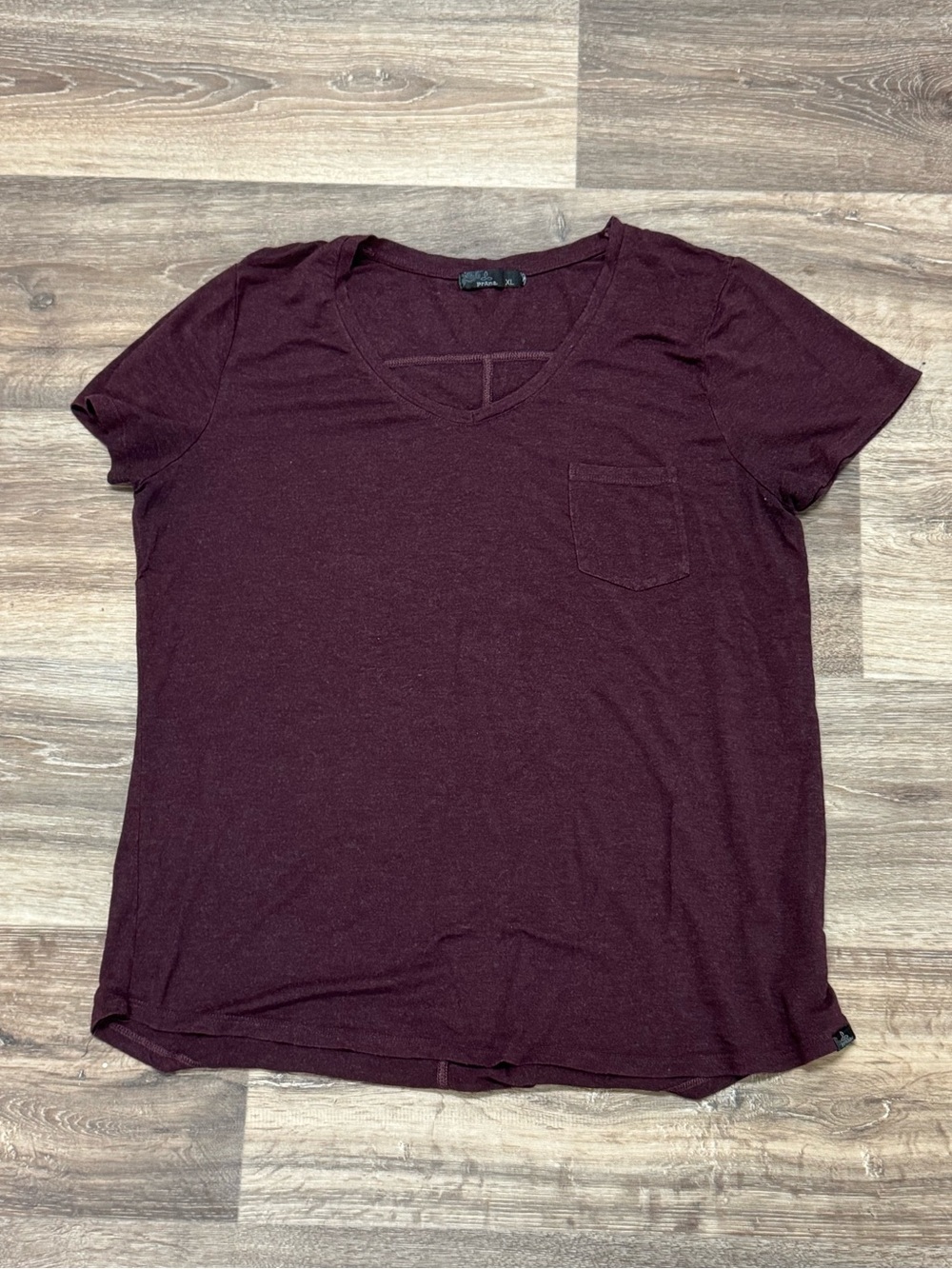 PrAna Maroon Pocket Tee Shirt Women’s XL